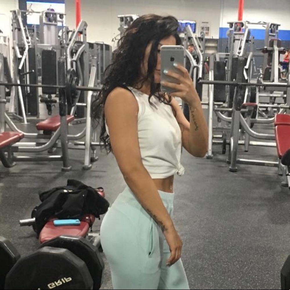 Alphalete Women’s Turquoise Blue Joggers - Size Small